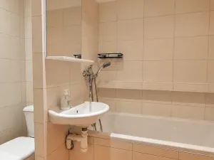 Pronájem bytu 1+kk, Hradec Králové - Pražské Předměstí, Hrubínova, 38 m2