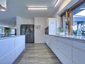 Prodej rodinného domu, Babice, Lomená, 293 m2