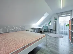 Prodej rodinného domu, Babice, Lomená, 293 m2