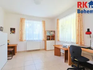 Prodej rodinného domu, Šestajovice, U Pole, 266 m2