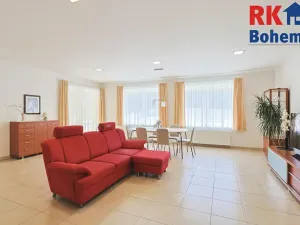 Prodej rodinného domu, Šestajovice, U Pole, 266 m2