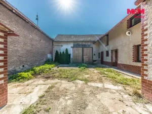 Prodej rodinného domu, Činěves, 161 m2