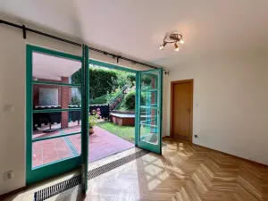 Pronájem bytu 2+kk, Praha - Břevnov, Fastrova, 56 m2