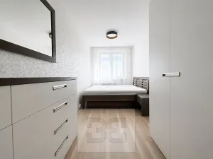 Pronájem bytu 3+1, Brno, Bzenecká, 70 m2