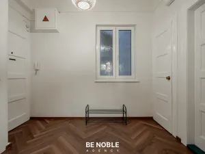 Pronájem bytu 1+kk, Praha - Holešovice, Tovární, 33 m2