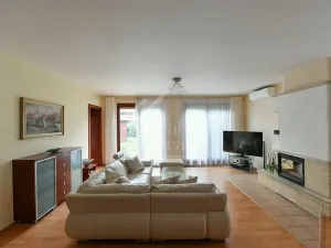 Pronájem rodinného domu, Praha - Čimice, Na průhonu, 310 m2