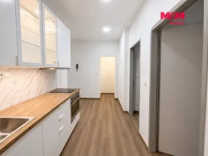 Pronájem bytu 2+1, Praha - Vršovice, Ukrajinská, 52 m2