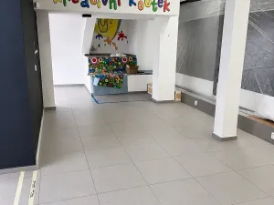 Pronájem obchodního prostoru, Karlovy Vary, T. G. Masaryka, 97 m2