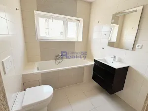 Pronájem bytu 3+kk, Hradec Králové, Chelčického, 95 m2