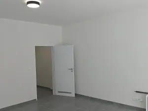 Pronájem obchodního prostoru, Praha - Holešovice, Dělnická, 27 m2