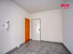 Pronájem bytu 2+1, Plzeň - Skvrňany, Macháčkova, 62 m2