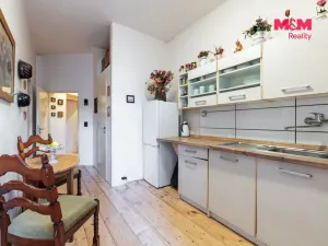 Prodej bytu 2+1, Dalovice, Průběžná, 42 m2
