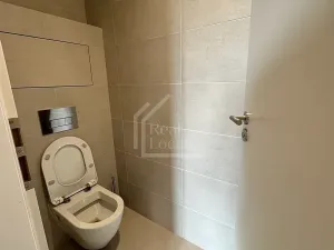Pronájem bytu 1+kk, Praha - Holešovice, V háji, 36 m2