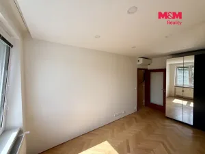 Pronájem bytu 2+kk, Praha - Záběhlice, Roztylské náměstí, 53 m2
