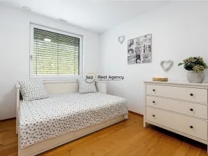 Prodej rodinného domu, Trnová, 214 m2