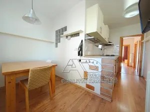 Prodej bytu 3+1, České Budějovice, 80 m2