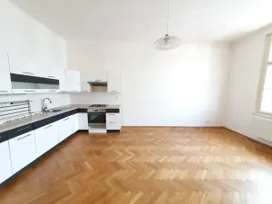 Pronájem bytu 2+kk, Praha - Vinohrady, Blanická, 55 m2