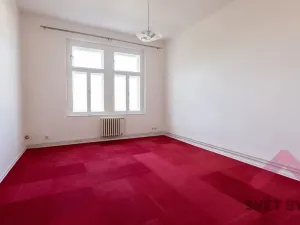 Pronájem bytu 2+1, Praha - Žižkov, náměstí Barikád, 60 m2