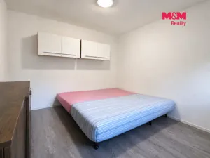 Pronájem chaty, Úvaly, 45 m2