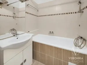 Prodej bytu 2+kk, Praha - Nusle, Kloboučnická, 59 m2