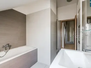 Prodej bytu 2+kk, Praha - Strašnice, Černokostelecká, 70 m2
