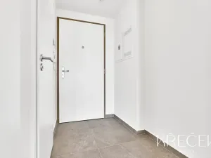 Pronájem bytu 1+kk, Třebíč, Družstevní, 28 m2
