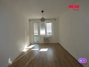 Pronájem bytu 2+1, Louny, 28. října, 56 m2