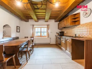 Prodej rodinného domu, Velké Karlovice, 160 m2