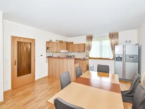 Prodej rodinného domu, Karlovy Vary, Slovenská, 147 m2