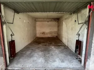 Prodej garáže, Jihlava, Křižíkova, 19 m2