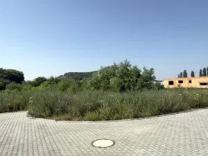 Prodej pozemku, Mikulov, Slovácké brigády, 721 m2