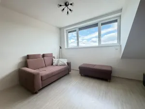 Pronájem bytu 2+kk, Brno - Židenice, Letní, 56 m2