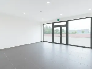 Pronájem obchodního prostoru, Mělník, Bezručova, 35 m2