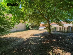 Prodej pozemku pro bydlení, Svéradice, 2388 m2