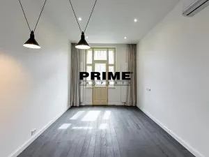 Pronájem bytu 3+kk, Praha - Vinohrady, Laubova, 95 m2