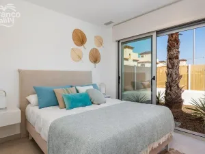 Prodej rodinného domu, Dolores, Alicante, Španělsko, 90 m2