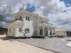 Prodej rodinného domu, Pinoso, Alicante, Španělsko, 180 m2