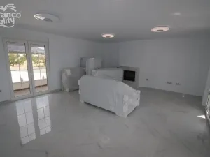 Prodej rodinného domu, Pinoso, Alicante, Španělsko, 180 m2