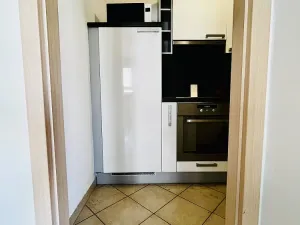Pronájem bytu 2+kk, Praha - Střešovice, Za Hládkovem, 40 m2