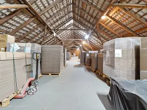 Prodej výrobních prostor, Věžky, 2200 m2