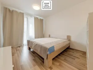 Pronájem bytu 1+kk, Praha - Strašnice, Zvěřinova, 48 m2