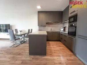 Prodej bytu 3+kk, Holubice, 89 m2