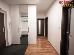 Prodej bytu 3+kk, Holubice, 89 m2