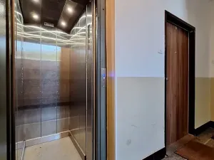 Pronájem bytu 2+kk, Praha - Břevnov, Bělohorská, 47 m2