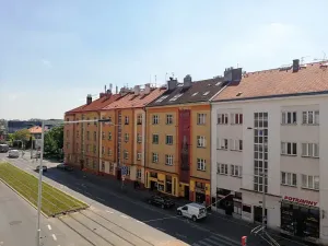 Pronájem bytu 2+kk, Praha - Strašnice, Černokostelecká, 47 m2