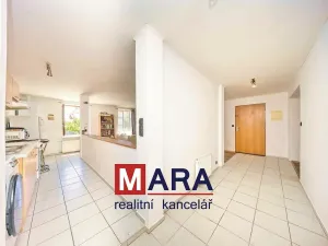 Prodej obchodního prostoru, Tovačov, Náměstí, 739 m2