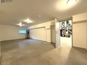 Pronájem skladu, Praha - Čakovice, Cukrovarská, 468 m2
