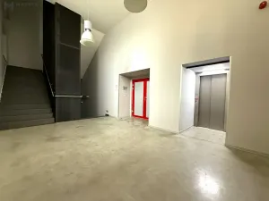 Pronájem skladu, Praha - Čakovice, Cukrovarská, 468 m2
