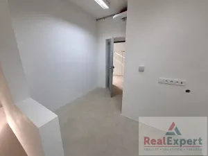 Pronájem ordinace, Praha - Vinohrady, Máchova, 70 m2
