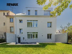 Prodej bytu 3+kk, Slaný, Navrátilova, 77 m2